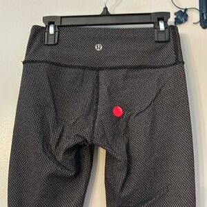 LULULEMON FULL LENGTH SIZE 2